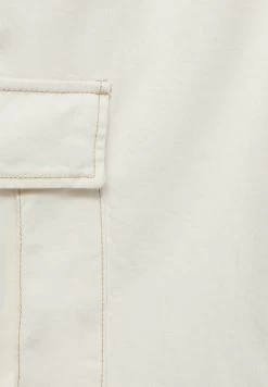 PULL & BEAR Waistband - Jeansshort - Beige 16 PULL & BEAR Waistband - Jeansshort - Beige -PULL BEAR Winkel bbaf0269d6914852b276b7b3494817f5