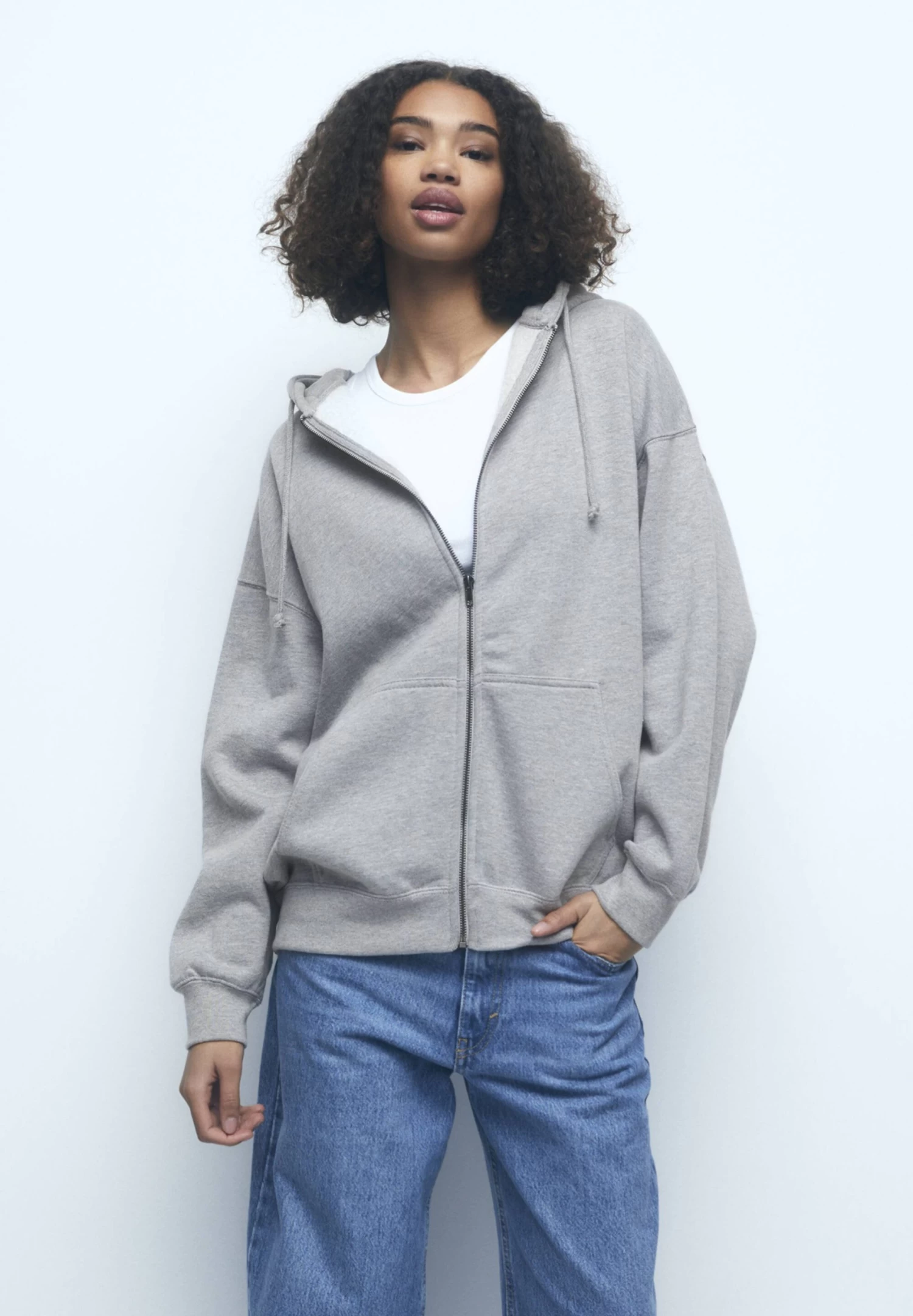 PULL & BEAR Basic Oversize- Sweater Met Rits - Grey 1 PULL & BEAR Basic Oversize- Sweater Met Rits - Grey