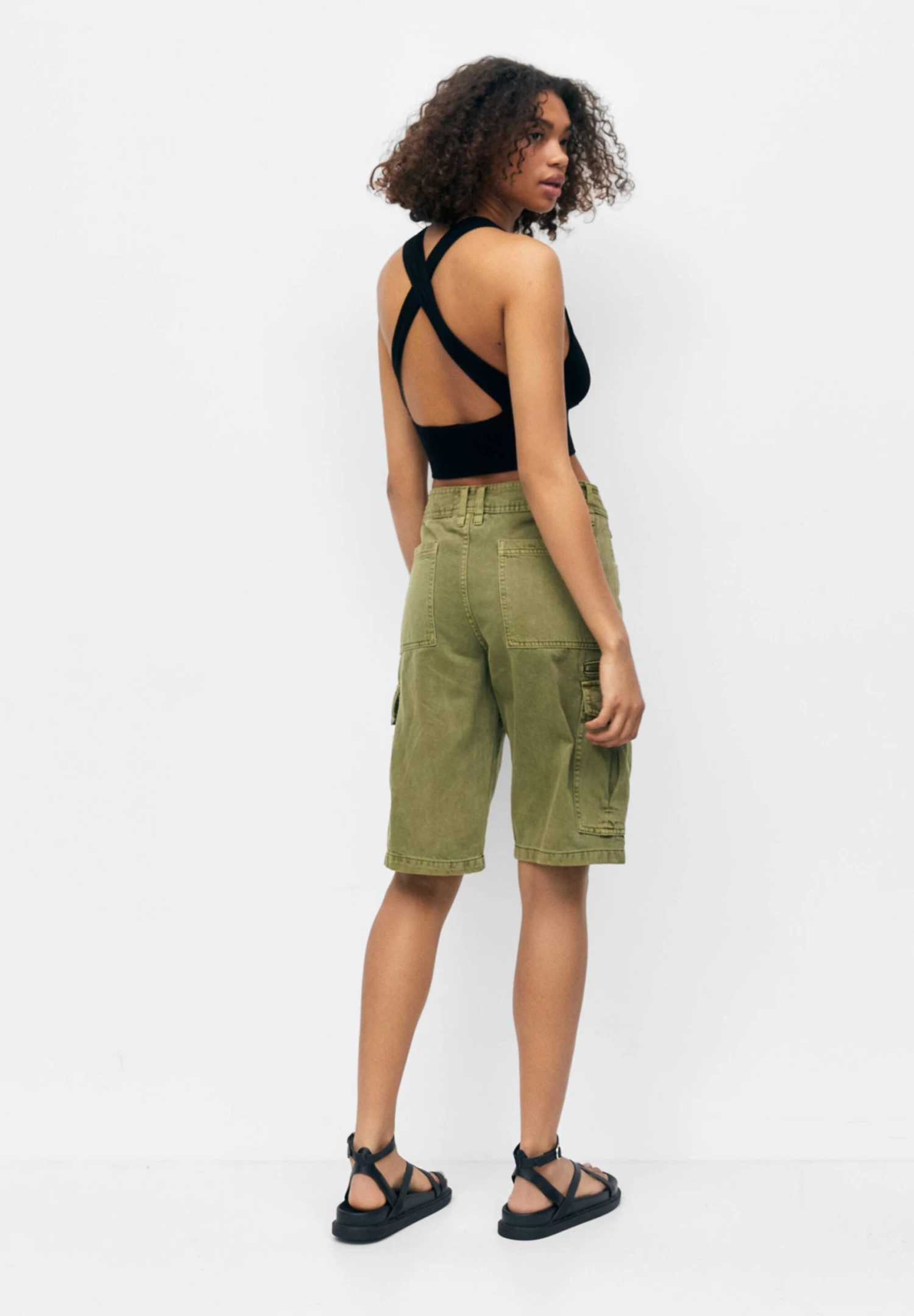 PULL & BEAR Twill Bermuda- Shorts - Khaki 3 PULL & BEAR Twill Bermuda- Shorts - Khaki - Afbeelding 3