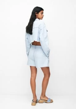 PULL & BEAR Darted - Jeansshort - Stone Blue Denim -PULL BEAR Winkel c21e7753f8d644a7bb99cc98a6023711