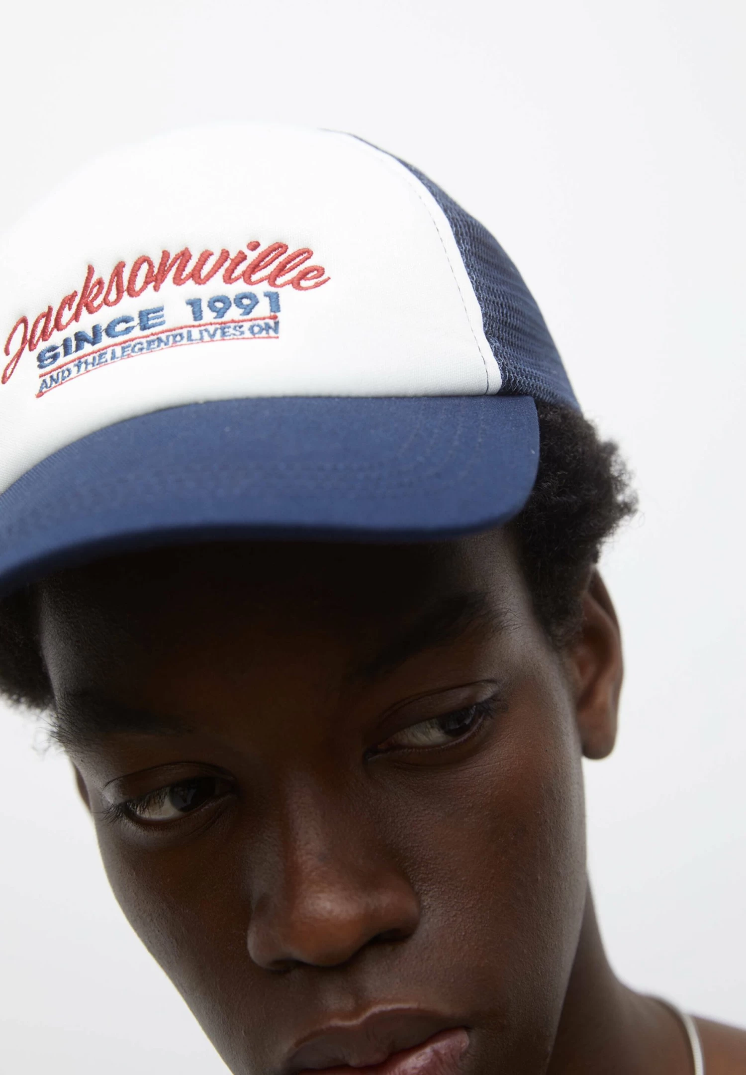 PULL & BEAR Trucker - Pet - Dark Blue 1 PULL & BEAR Trucker - Pet - Dark Blue