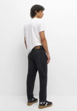 PULL & BEAR Relaxed Fit Jeans - Black -PULL BEAR Winkel c507f9da5e9d49e18f02e826b2774c32
