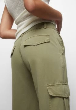 PULL & BEAR Pocket- Cargobroek - Dark Green 10 PULL & BEAR Pocket- Cargobroek - Dark Green -PULL BEAR Winkel c5d9f6187ced46fbb1ad9c876b2201f1