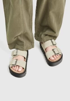 PULL & BEAR Muiltjes - Beige