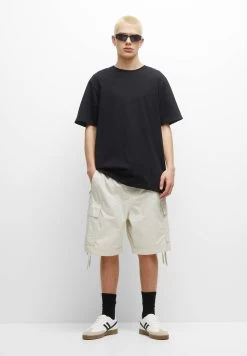 PULL & BEAR Parachute Bermuda With- Shorts - Beige -PULL BEAR Winkel c9b20bfbb23c46ac98ff43fb11c0a384