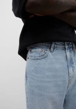 PULL & BEAR Relaxed Fit Jeans - Blue 10 PULL & BEAR Relaxed Fit Jeans - Blue -PULL BEAR Winkel c9b7b09a9c6d48f19323f8064216618e