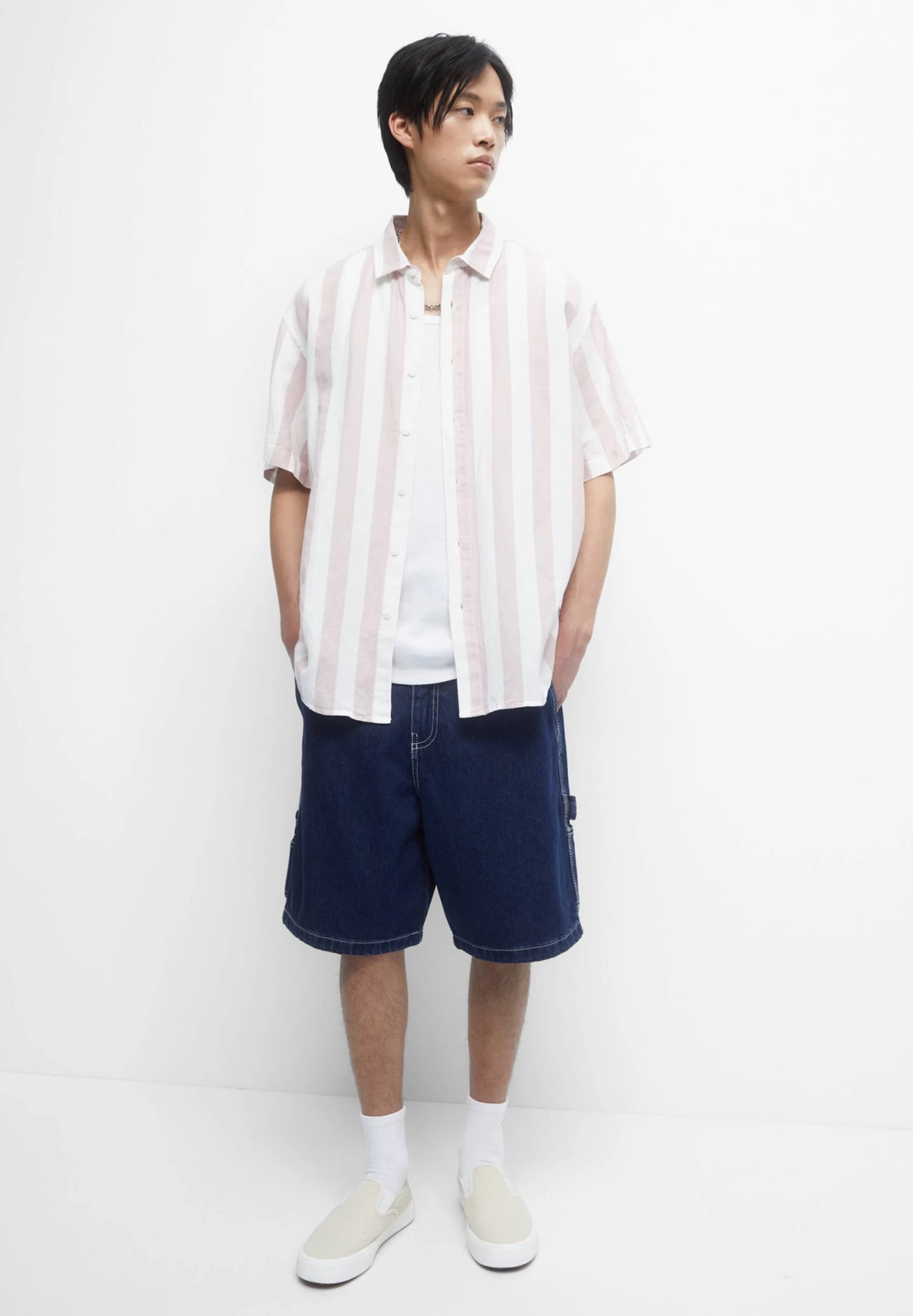 PULL & BEAR Striped Short Sleeve- Overhemd - Pink 2 PULL & BEAR Striped Short Sleeve- Overhemd - Pink - Afbeelding 2