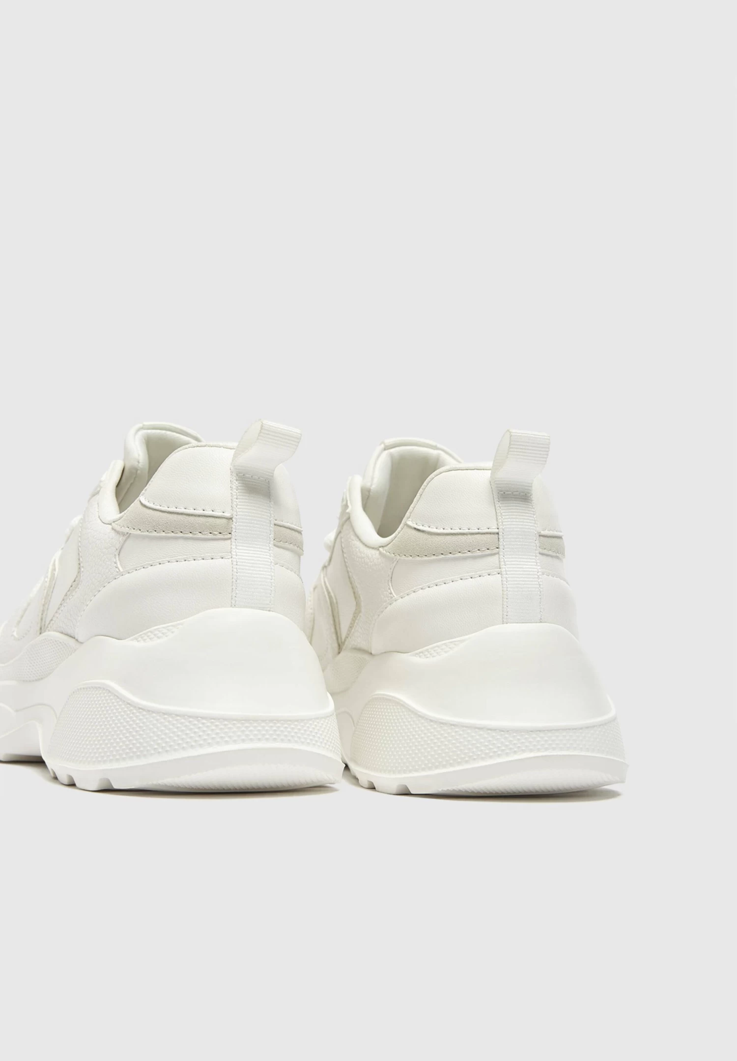 PULL & BEAR Dicker Sohle - Sneakers Laag - White 5 PULL & BEAR Dicker Sohle - Sneakers Laag - White - Afbeelding 5