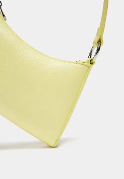 PULL & BEAR With Rings - Handtas - Yellow -PULL BEAR Winkel cb4cfad5dcc64cea96509eac444dc10c