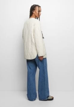 PULL & BEAR Puffer- Jas - Beige -PULL BEAR Winkel cd75370e63464e148da60e0e189cef98