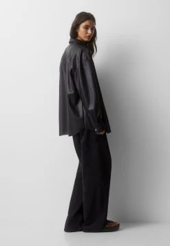 PULL & BEAR Overhemdblouse - Black -PULL BEAR Winkel cd9e8a5b476b4769915692038b3f684f