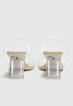 PULL & BEAR Vinyl - Muiltjes Met Hak - Light Brown -PULL BEAR Winkel cd9fa5d42b4b4cdcaedab26c156005f9