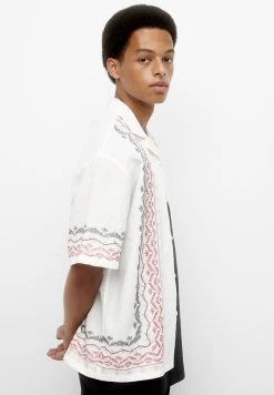 PULL & BEAR With Ombré Embroidery- Overhemd - White -PULL BEAR Winkel d1967f07d44941d0be9c7aa21a8137df