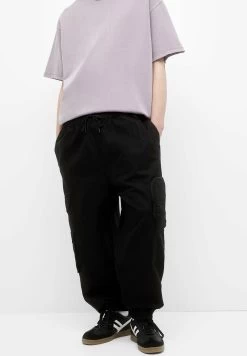 PULL & BEAR Joggers In Technical Fabric - Cargobroek - Black