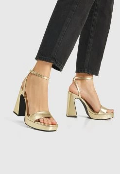 PULL & BEAR Golden Platform- Sandalen Met Plateauzool - Gold-Coloured