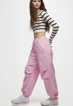 PULL & BEAR Loose-Fit Parachute- Broek - Pink -PULL BEAR Winkel d8cfb8bbc745418c9c1adbbc011dbad5