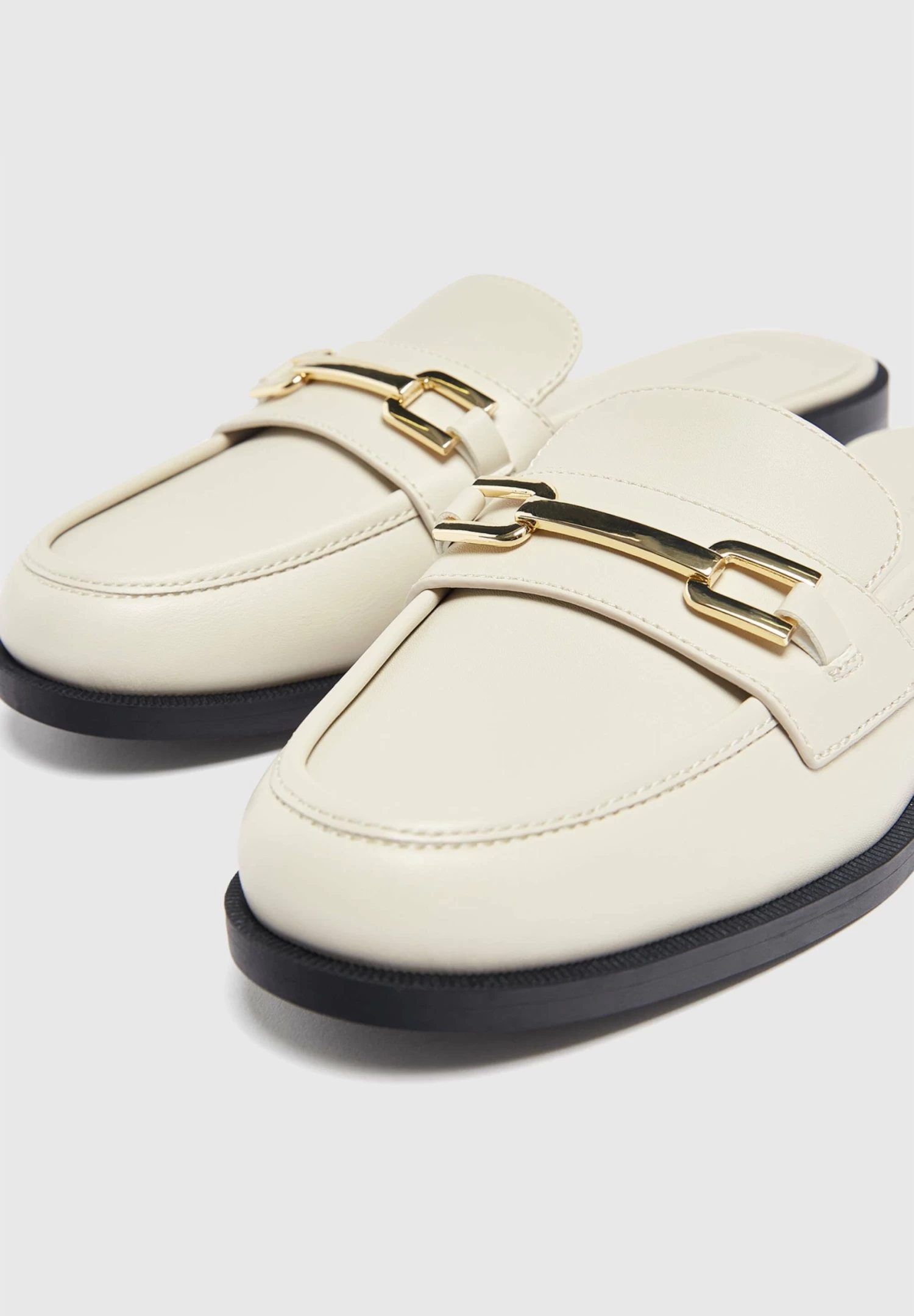 PULL & BEAR Muiltjes - Nude 6 PULL & BEAR Muiltjes - Nude - Afbeelding 6