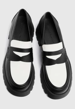 PULL & BEAR Mit Kontrasten - Instappers - Black -PULL BEAR Winkel d9f214f8245c45c7b14de82eb201e8b6