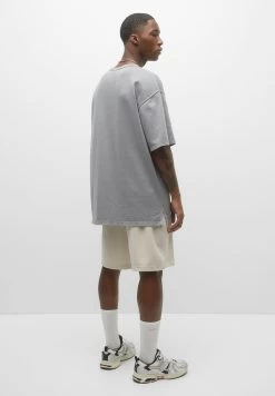 PULL & BEAR Bermuda Jogging - Shorts - Sand -PULL BEAR Winkel da1c3a056d5e45388b34d0b987b76041