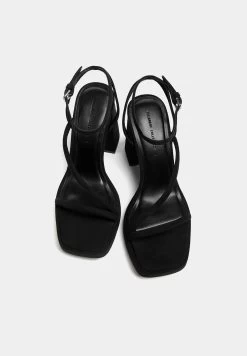 PULL & BEAR Sandalen Met Hoge Hak - Black 9 PULL & BEAR Sandalen Met Hoge Hak - Black -PULL BEAR Winkel db371d1e69894202ac4652f46ca9615e