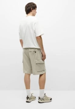 PULL & BEAR Bermuda Straight - Shorts - Sand -PULL BEAR Winkel dbaadd30b758483cb8f3a0c91507ce6e