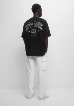 PULL & BEAR Short Sleeve Brooklyn Streets - T-Shirt Print - Black -PULL BEAR Winkel dc9093f761cd4e3bbe74426d7e5092f0