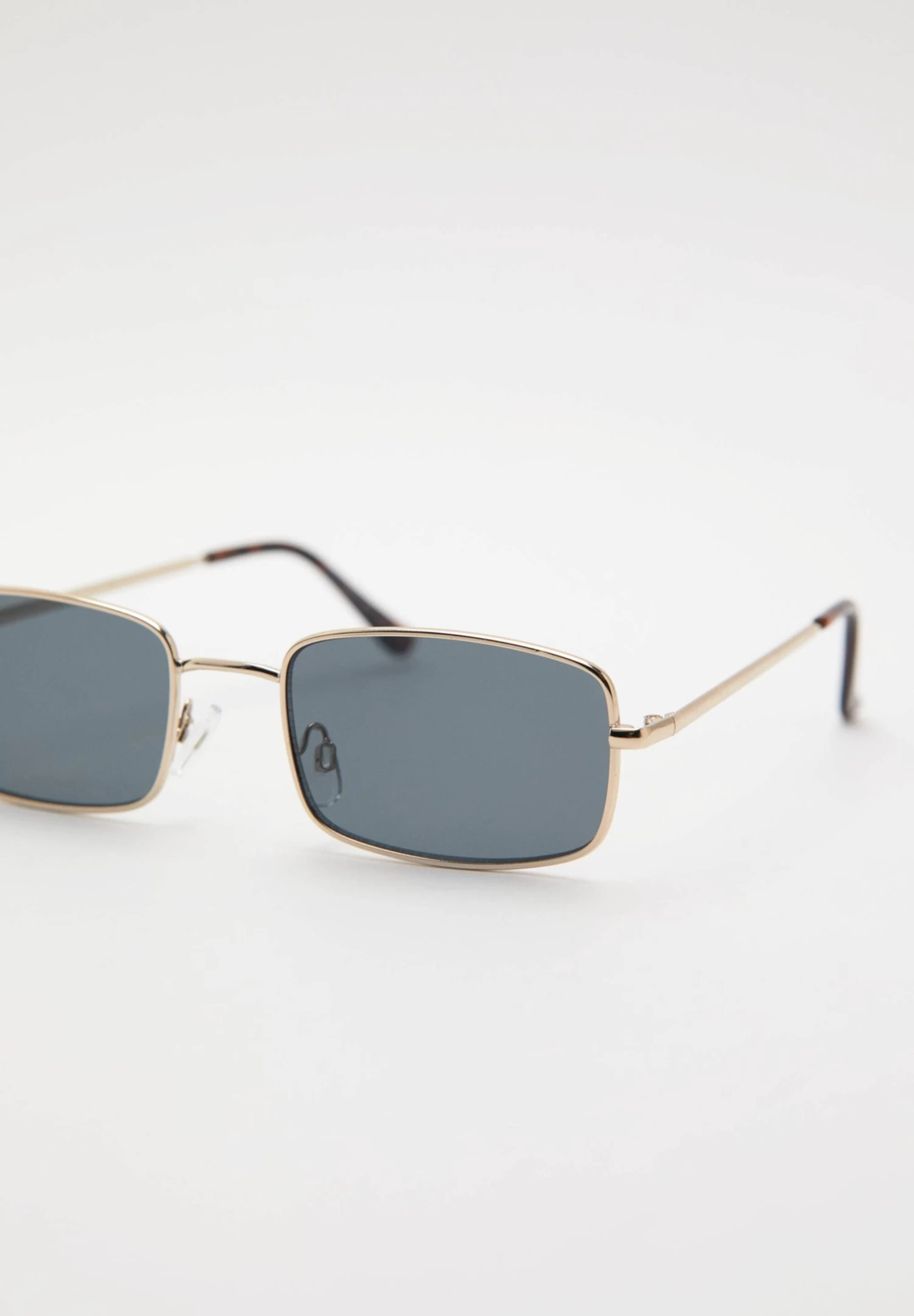 PULL & BEAR Rectangular - Zonnebril - Multi Coloured 4 PULL & BEAR Rectangular - Zonnebril - Multi Coloured - Afbeelding 4