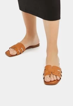 PULL & BEAR Flache Mit Überkreuzten Riemen - Muiltjes - Brown