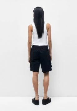 PULL & BEAR Bermuda With Multiple Pockets - Shorts - Black -PULL BEAR Winkel df67c980a9274601b242204d66baa6a8