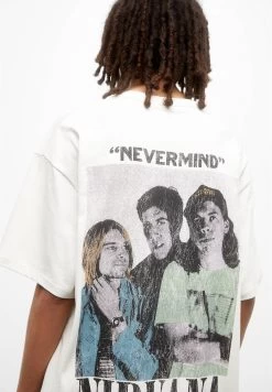 PULL & BEAR Short Sleeve Nirvana- T-Shirt Print - White -PULL BEAR Winkel dfe7f8f04cfe46c2b81d94b74b0d03be