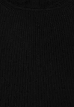 PULL & BEAR Turtleneck - Trui - Black 15 PULL & BEAR Turtleneck - Trui - Black -PULL BEAR Winkel e02b4c6fa5a44c9f9dfca58f1009a343