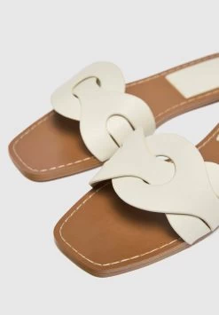 PULL & BEAR Crossover- Muiltjes - Beige -PULL BEAR Winkel e2221f257dd348fda216059f976dd8a5