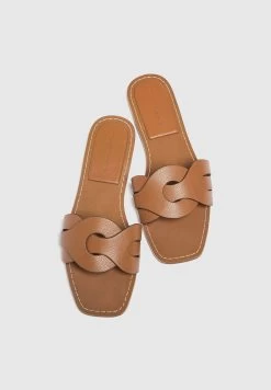 PULL & BEAR Crossover- Muiltjes - Brown -PULL BEAR Winkel e38215a446004cf69e5ed462d20a64ec