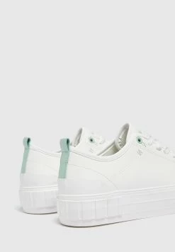 PULL & BEAR Basic Casual - Sneakers Laag - White -PULL BEAR Winkel e3ca78b7b85d4bb7949f660351b5bac4
