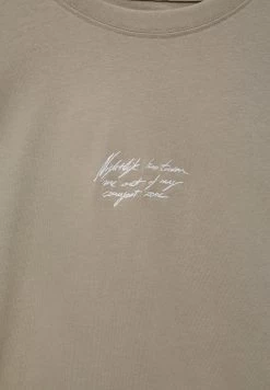 PULL & BEAR Flat Graphic - T-Shirt Print - Brown -PULL BEAR Winkel e6cd9a2cfbbc4af08cde21261ec541a5