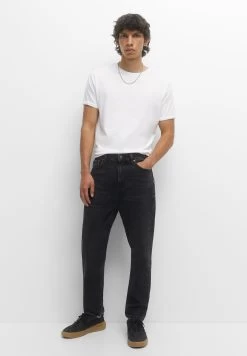 PULL & BEAR Relaxed Fit Jeans - Black -PULL BEAR Winkel e709ba1dfc3c4c29869a108ceb539fa5