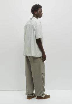 PULL & BEAR Rustic Short Sleeve - Overhemd - Mint -PULL BEAR Winkel e715b833e7144ffd8b7955a71b7c3f42