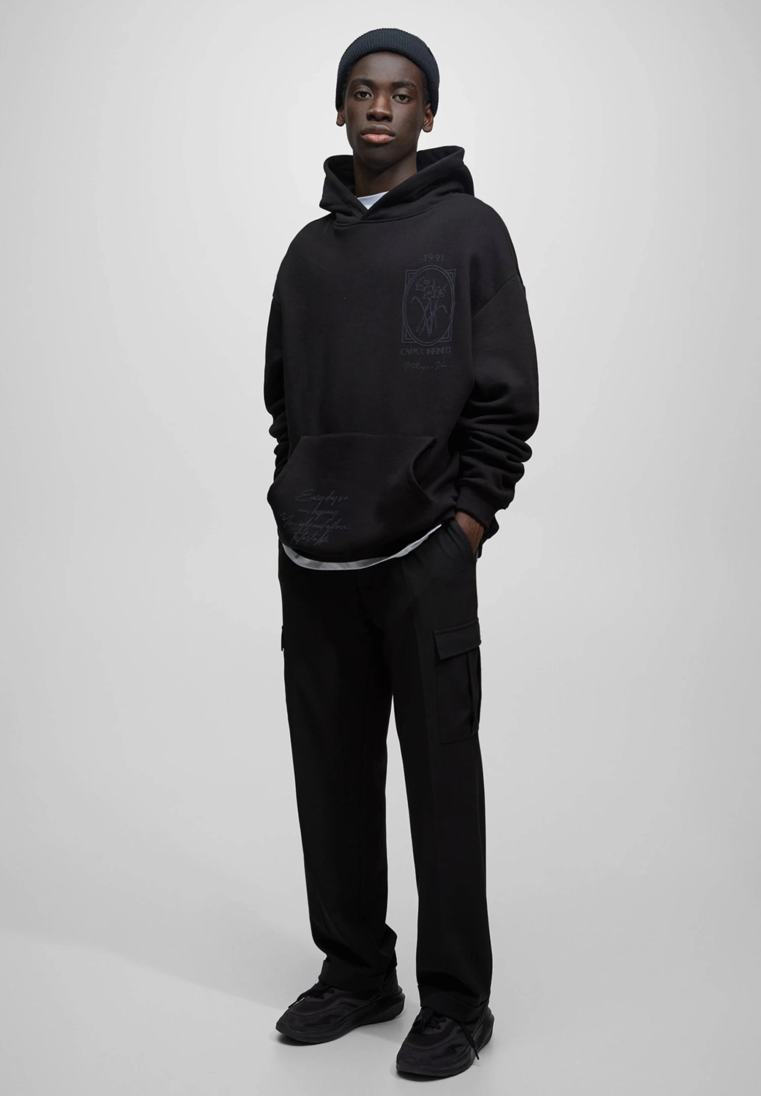 PULL & BEAR Printed - Hoodie - Mottled Black 2 PULL & BEAR Printed - Hoodie - Mottled Black - Afbeelding 2