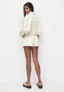 PULL & BEAR Short Frayed - Spijkerjas - Beige -PULL BEAR Winkel e851a418275149fab6f9e55f3c1ce470