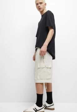 PULL & BEAR Parachute Bermuda With- Shorts - Beige -PULL BEAR Winkel e96b02e075cb47eba0ed671bc643c2f7