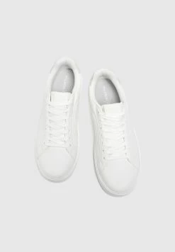 PULL & BEAR Casual - Sneakers Laag - White -PULL BEAR Winkel ebe97ca26b1f42a6949f967c9603be0f
