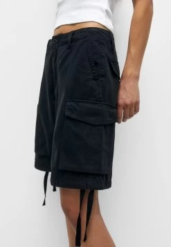 PULL & BEAR Bermuda- Shorts - Black -PULL BEAR Winkel ee1a2ffd01284624bbfe8ea828ff6f30