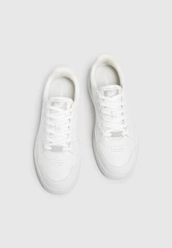 PULL & BEAR Casual Stwd - Sneakers Laag - White -PULL BEAR Winkel ee6f054be7aa441f8c58b99977676683