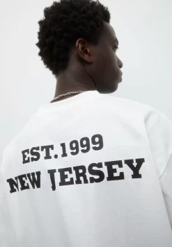 PULL & BEAR The Sopranos - T-Shirt Print - White -PULL BEAR Winkel ef741bfa553441bba73da007ecdb5016