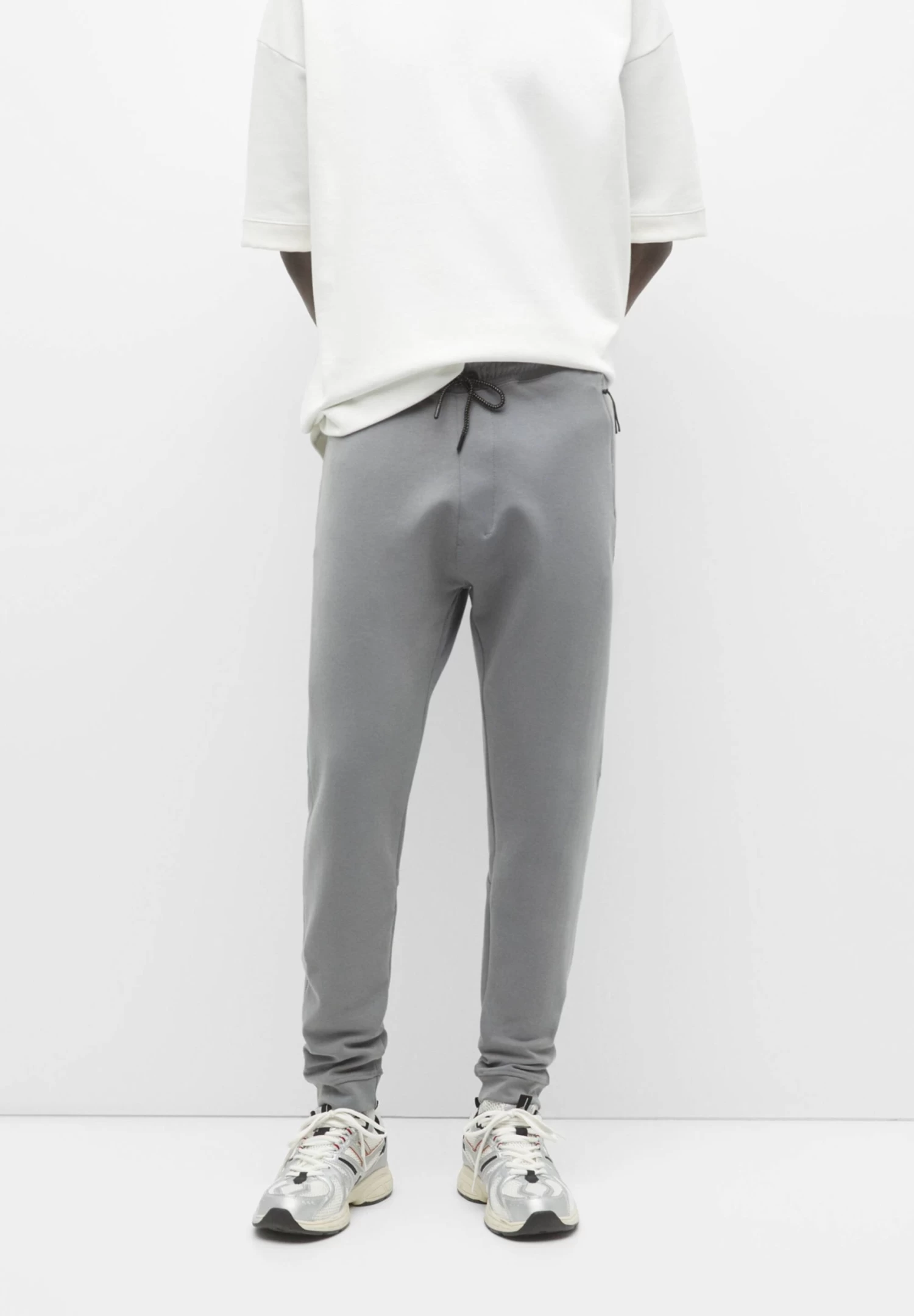 PULL & BEAR With Zip Pockets - Trainingsbroek - Grey 1 PULL & BEAR With Zip Pockets - Trainingsbroek - Grey