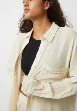 PULL & BEAR Rustic Oversize With Frayed-Trim Pocket - Overhemd - White -PULL BEAR Winkel effdd4cf84b94373ab7351e14f92574e