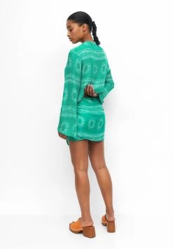 PULL & BEAR Printed - A-Lijn Rok - Green 8 PULL & BEAR Printed - A-Lijn Rok - Green -PULL BEAR Winkel f02a026ec9414d94aca962ca0a37740e