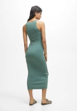 PULL & BEAR Sleeveless Fitted Midi- Jurk - Khaki -PULL BEAR Winkel f11e52c800804f7d91fb99f41fee9f5a