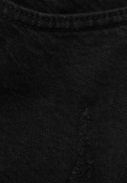 PULL & BEAR Jeansshort - Black -PULL BEAR Winkel f2ec1c94159645ada1b0bd5421cc5376