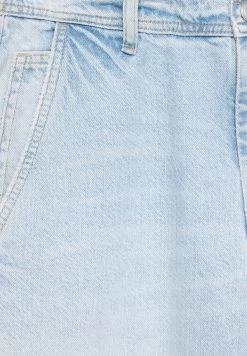 PULL & BEAR Low-Rise Carpenter - Straight Leg Jeans - Light Blue Denim -PULL BEAR Winkel f49719c019834fa6a2b4719bf1be49b1